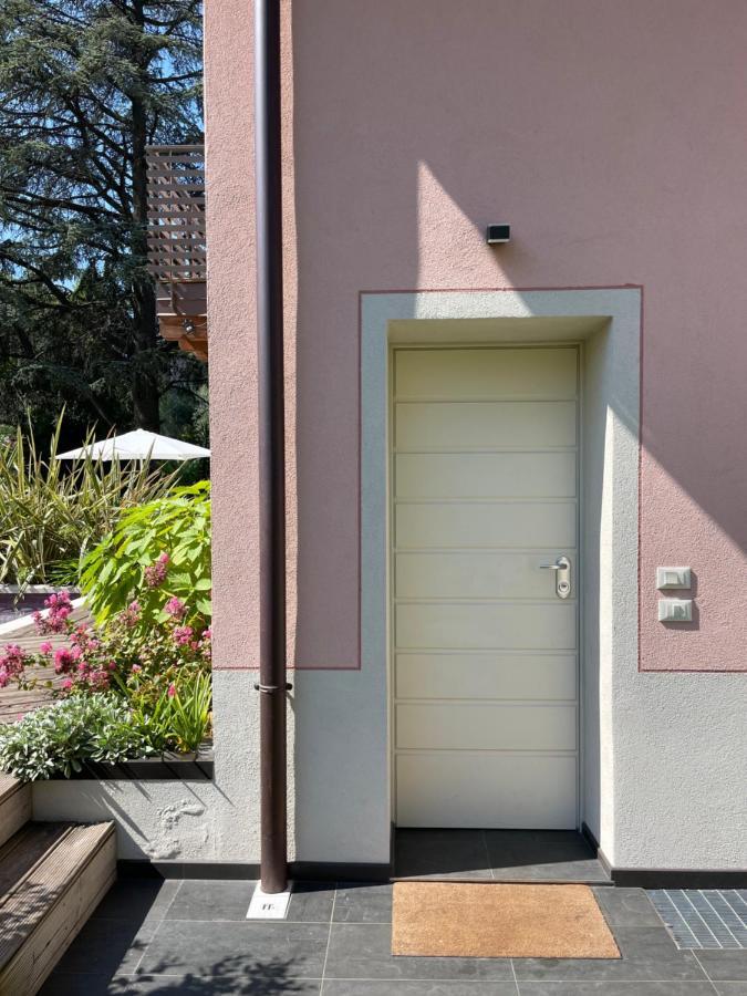 Villa Arzilla Desenzano del Garda Luaran gambar