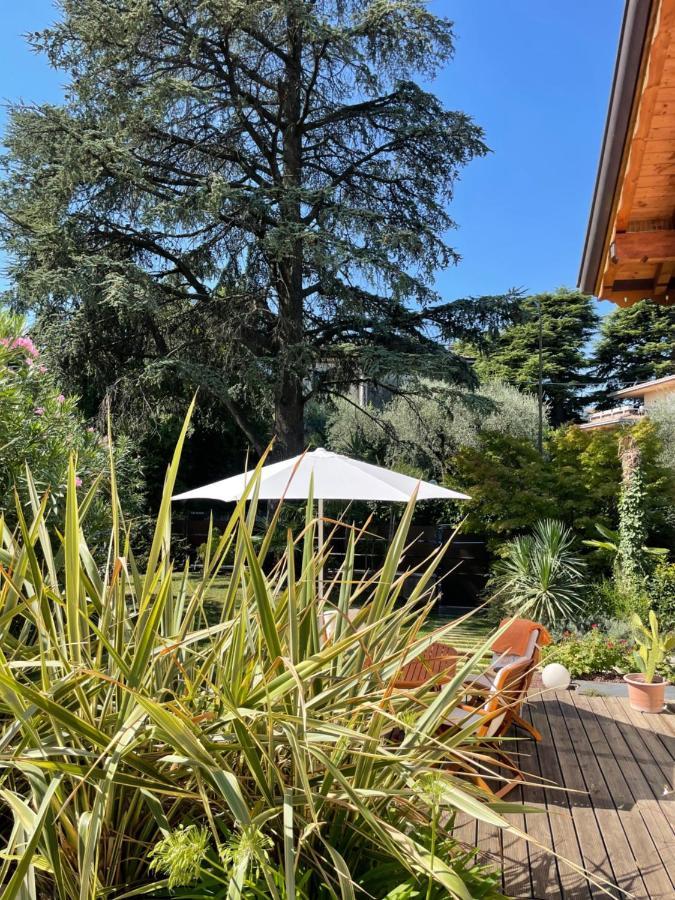 Villa Arzilla Desenzano del Garda Luaran gambar